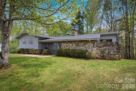 122 Lake Club Drive