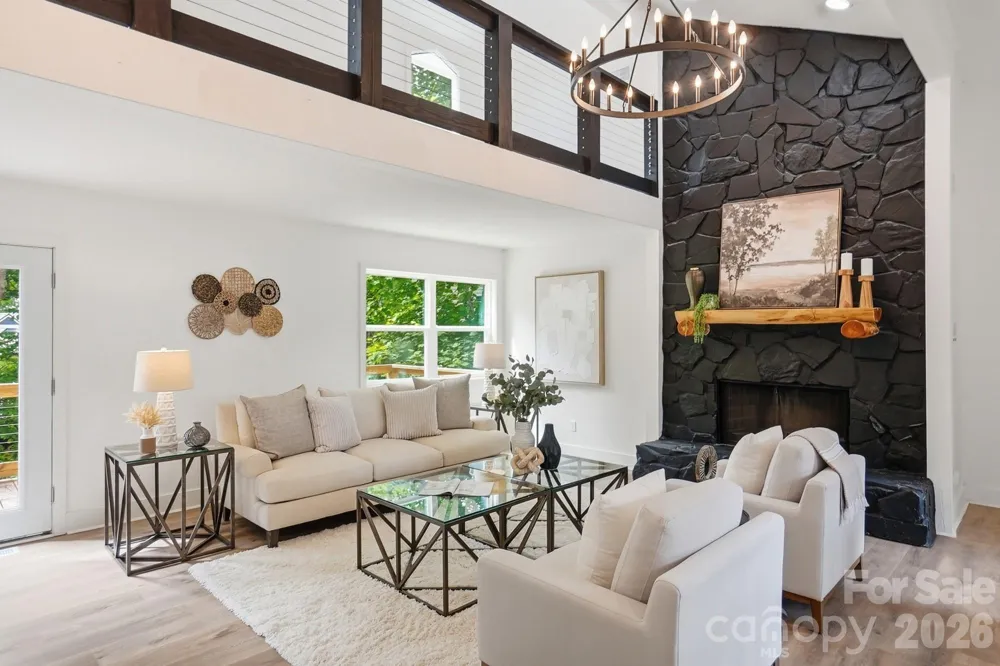 7015 Chelsea Day Lane Tega Cay, SC 29708