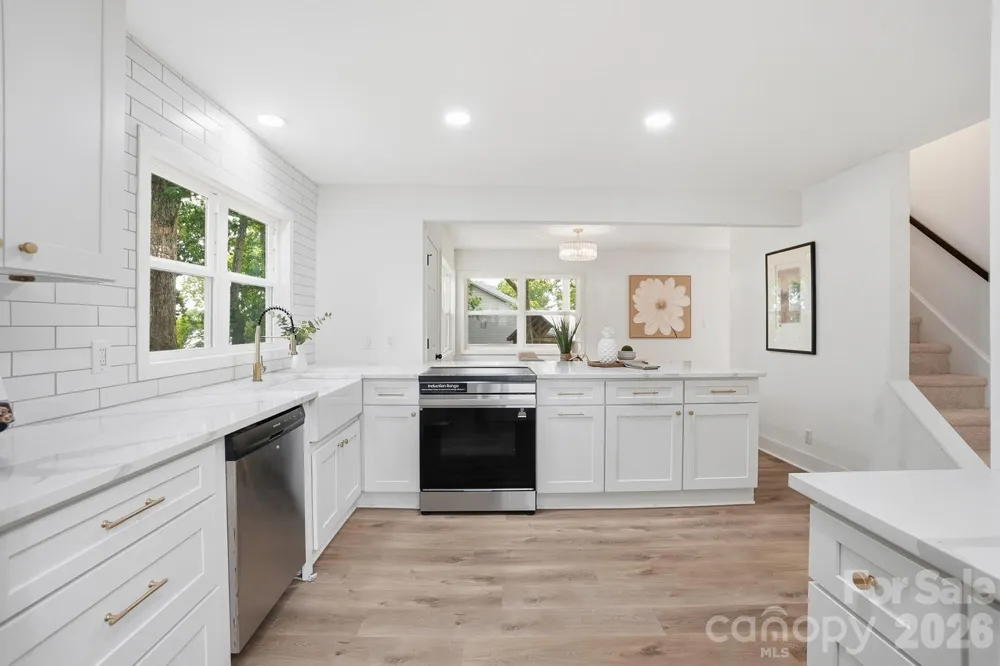 7015 Chelsea Day Lane Tega Cay, SC 29708