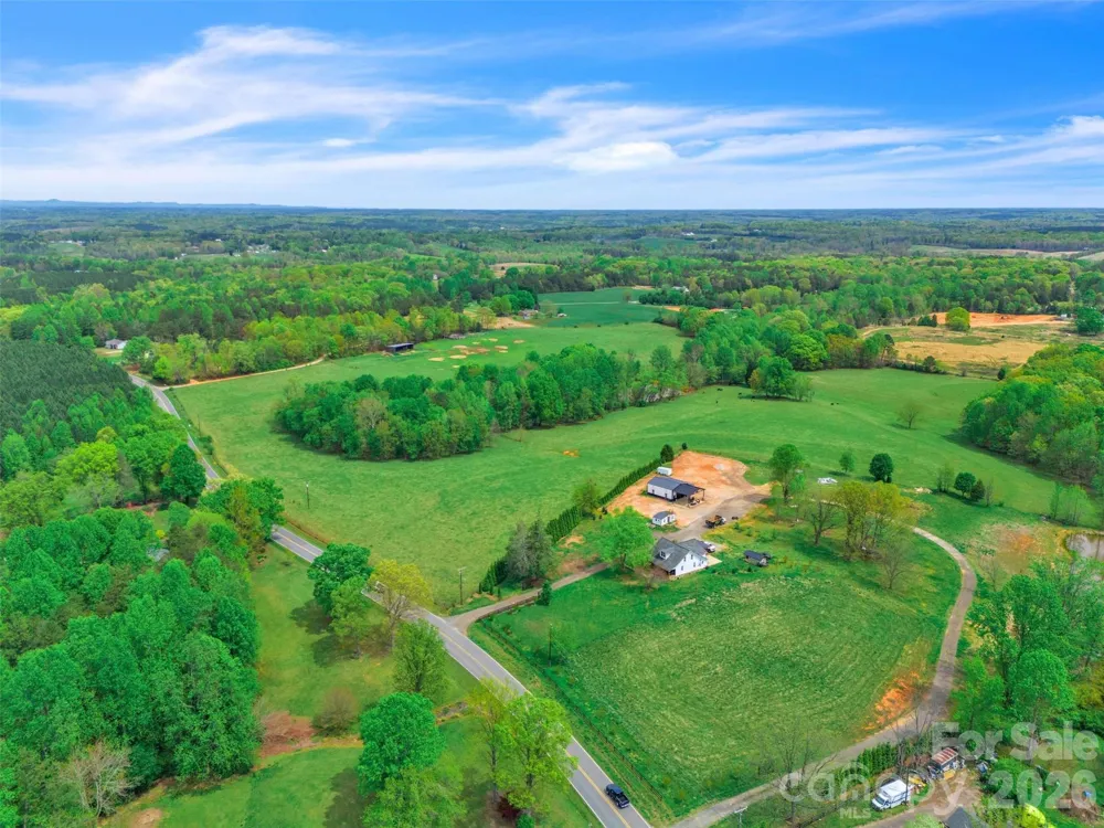 1376-3 Lowrance Road Catawba, NC 28609