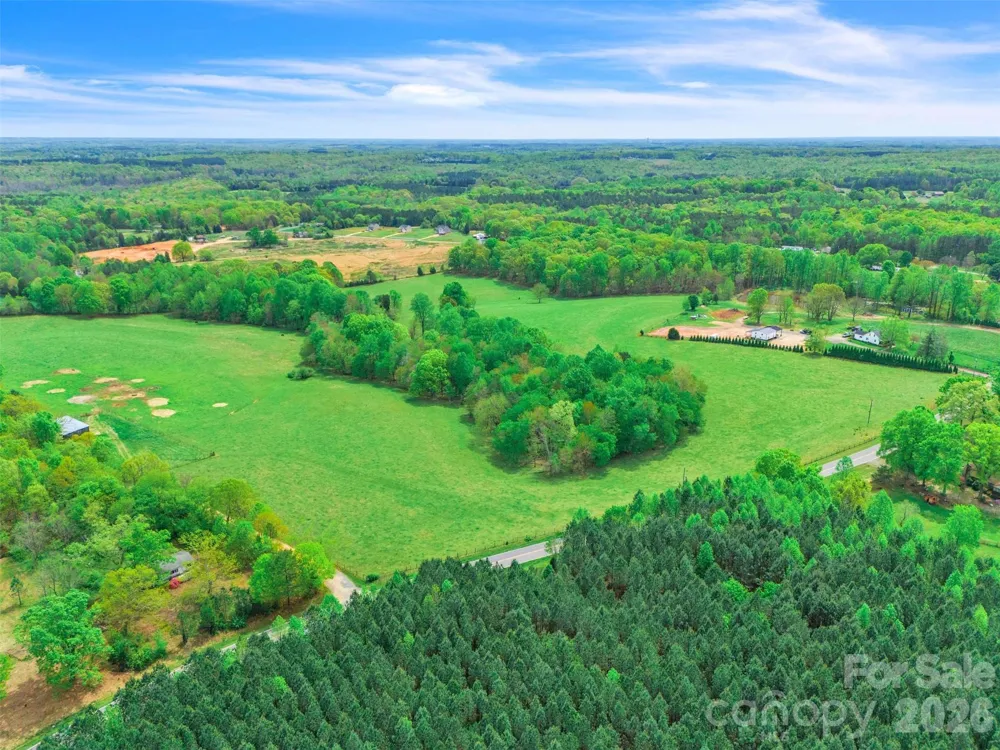 1376-4 Lowrance Road Catawba, NC 28609