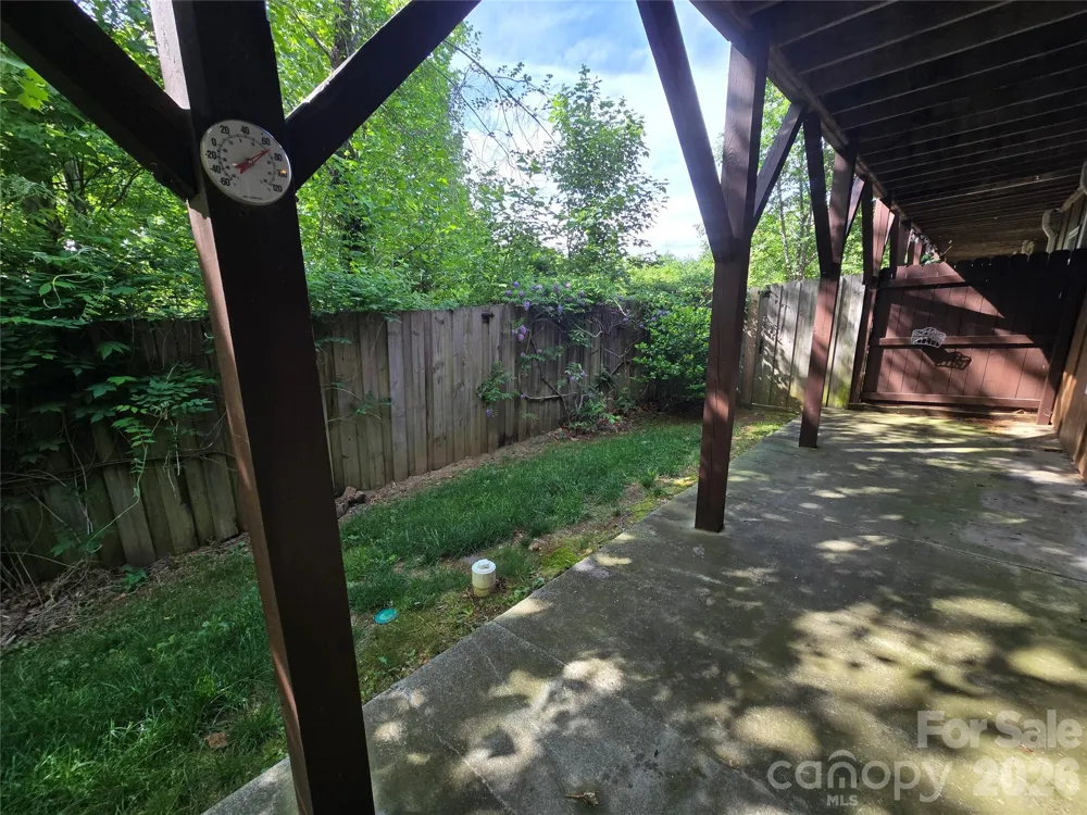 73 Dalya Road Swannanoa, NC 28778