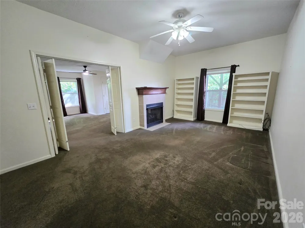 73 Dalya Road Swannanoa, NC 28778