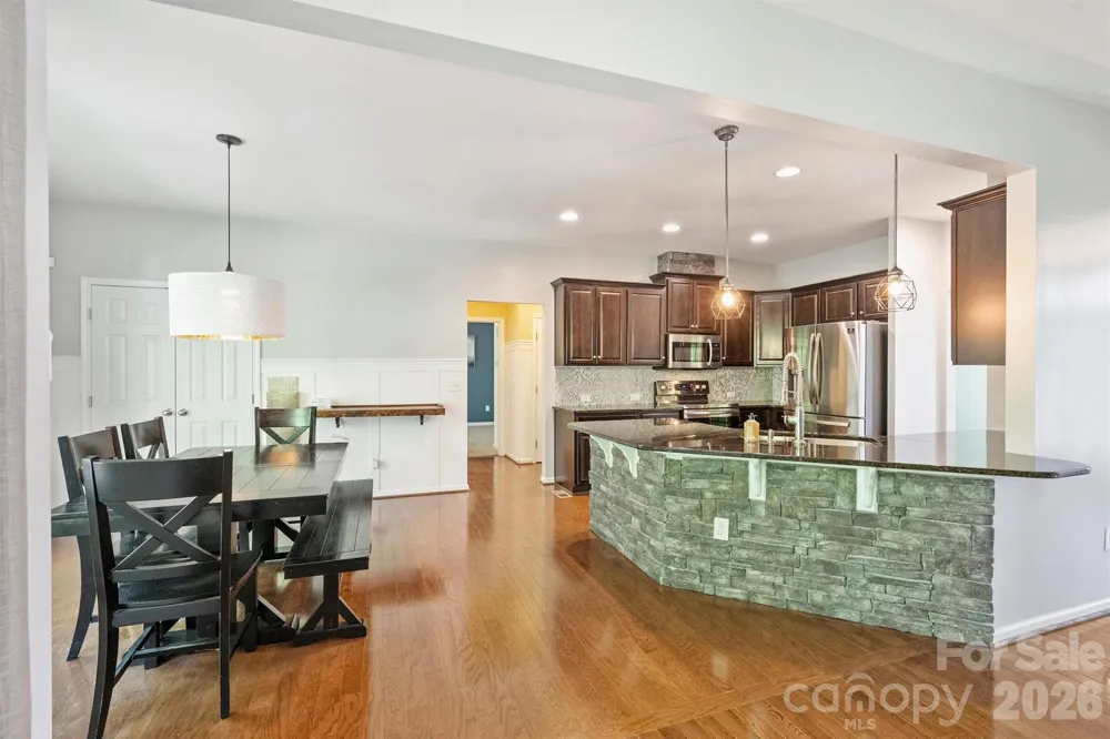 1135 Brookdale Lane Stanley, NC 28164