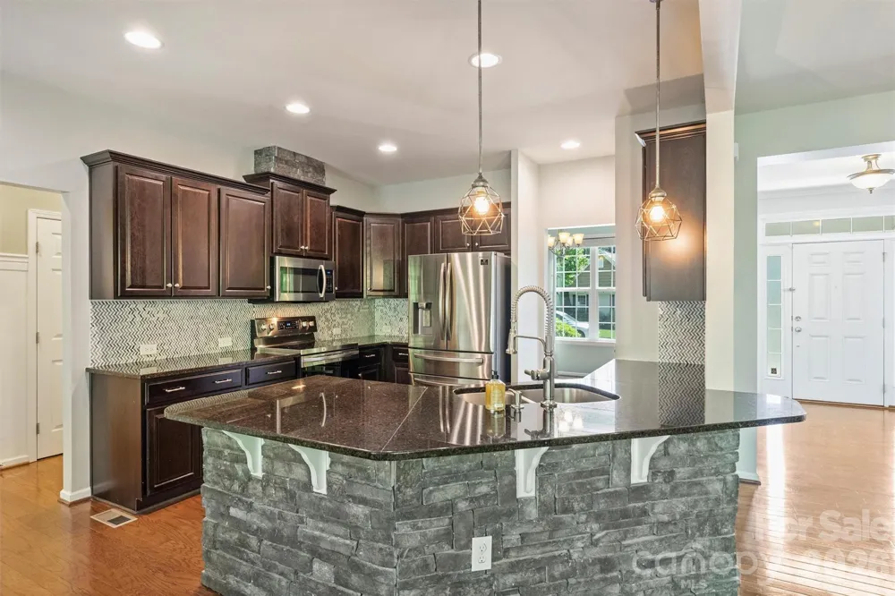 1135 Brookdale Lane Stanley, NC 28164