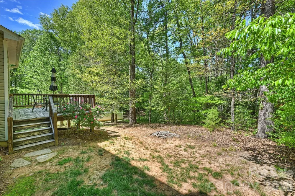 1135 Brookdale Lane Stanley, NC 28164