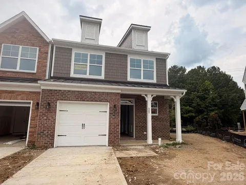 4383 Black Court