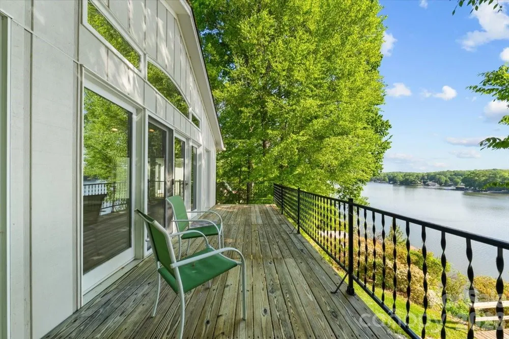 330 Hillview Drive Lexington, NC 27292