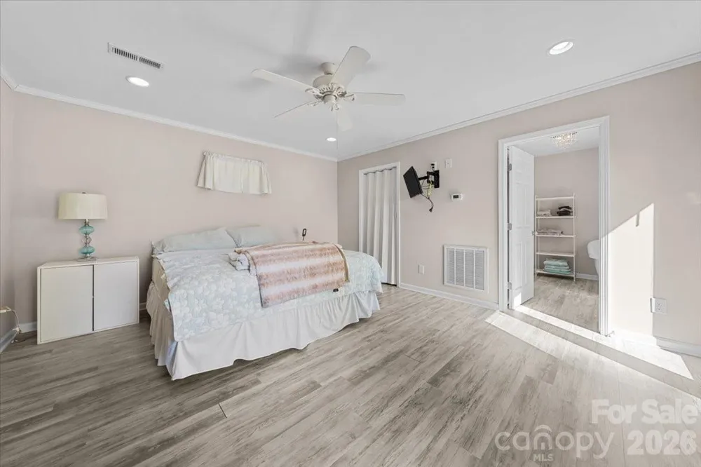 330 Hillview Drive Lexington, NC 27292