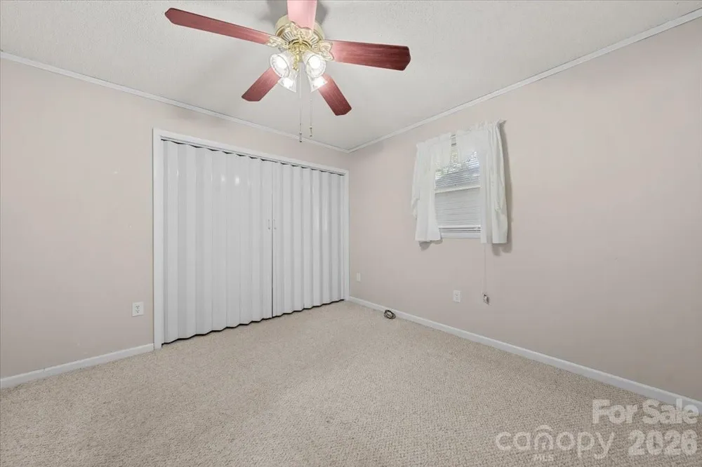 330 Hillview Drive Lexington, NC 27292