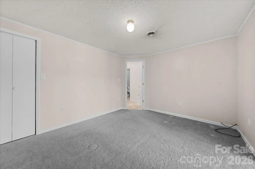 330 Hillview Drive Lexington, NC 27292