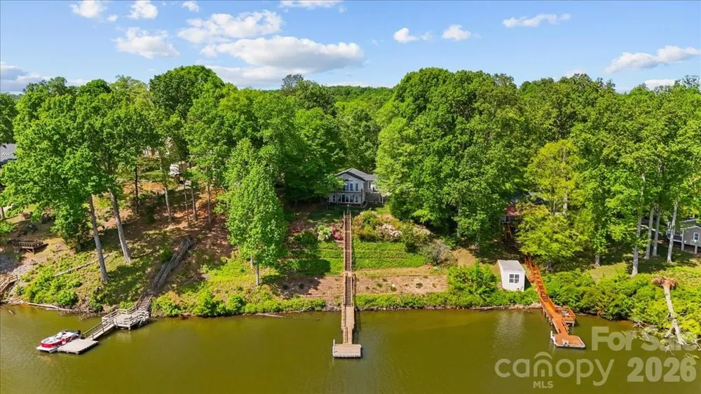 330 Hillview Drive Lexington, NC 27292