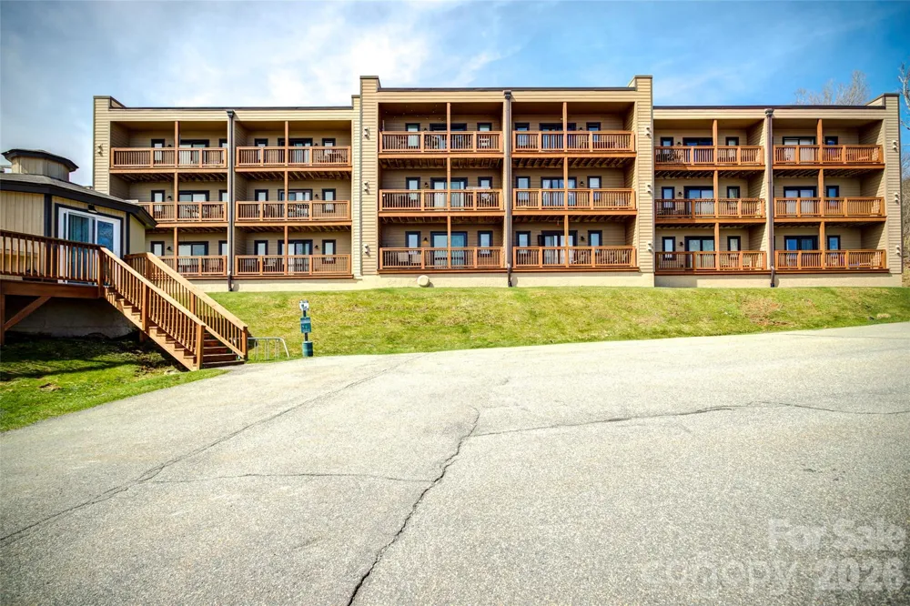 103 Sugar Ski Drive #331 Banner Elk, NC 28604