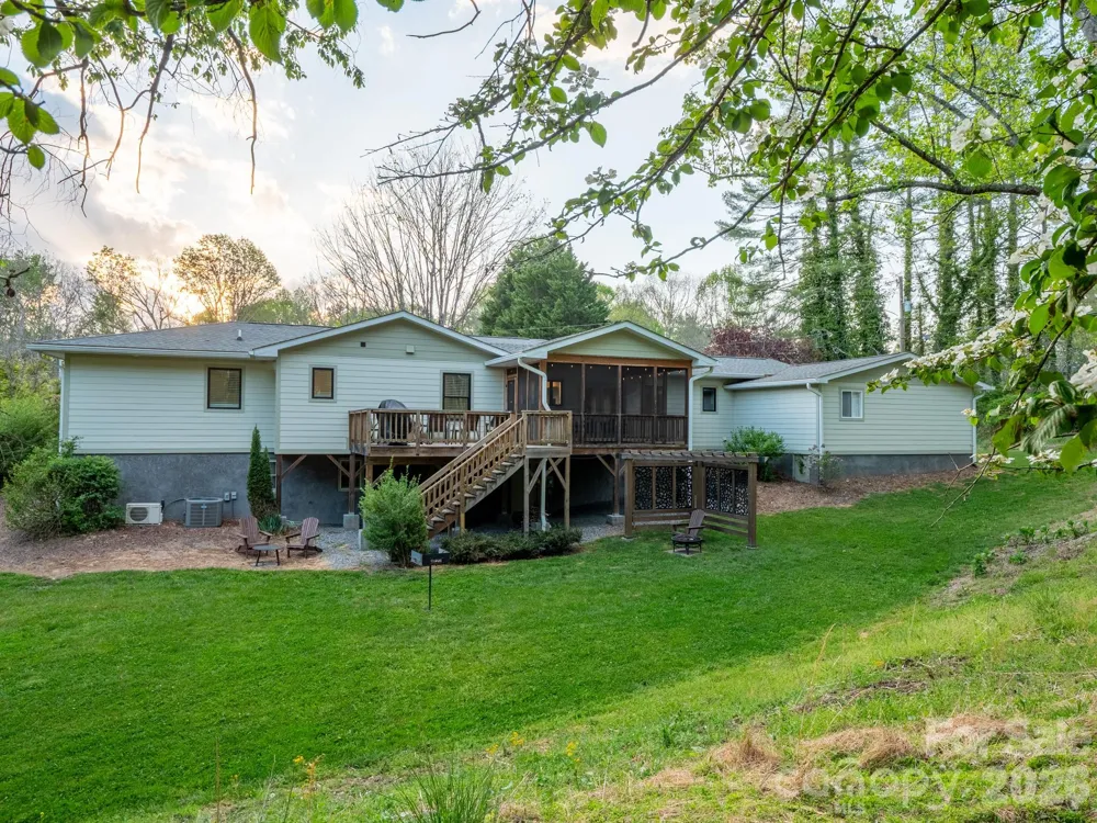 1048 Jenkins Valley Road Alexander, NC 28701