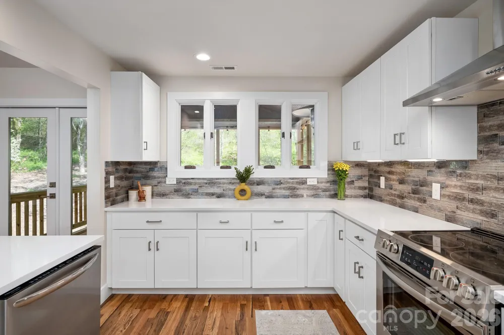 1048 Jenkins Valley Road Alexander, NC 28701