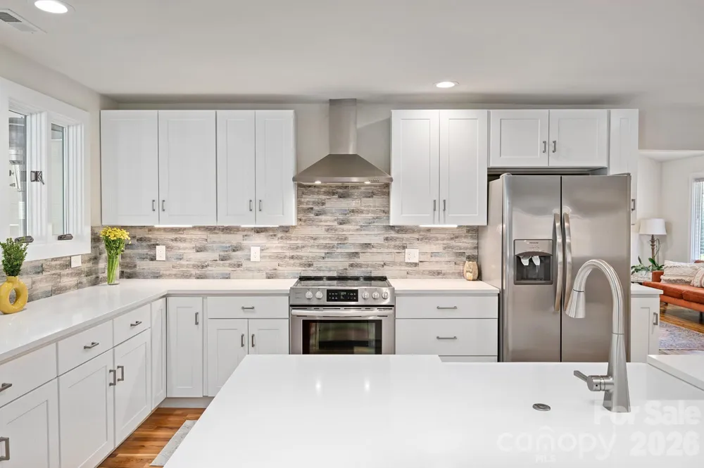 1048 Jenkins Valley Road Alexander, NC 28701