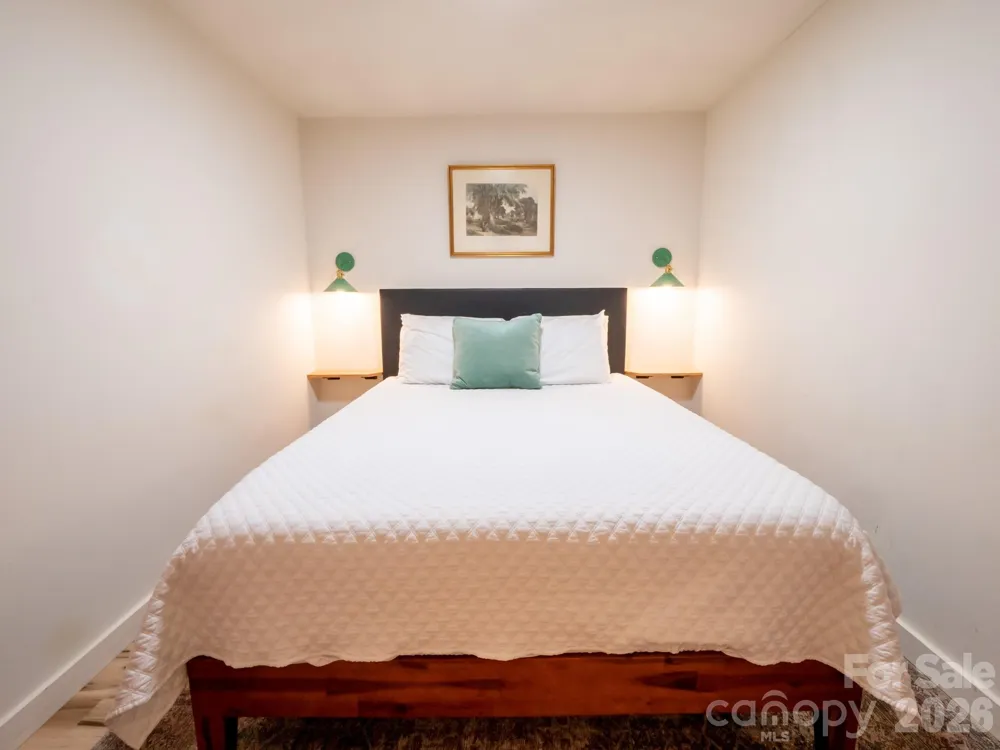 1048 Jenkins Valley Road Alexander, NC 28701
