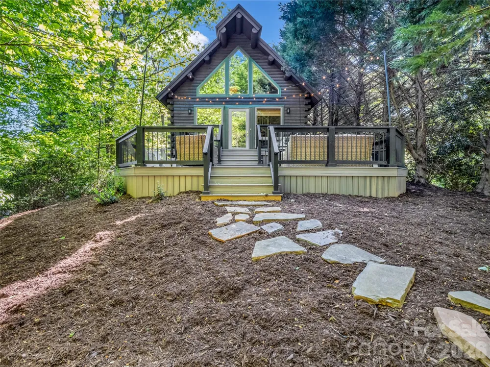 105 Sunset Cove Road Lake Lure, NC 28746