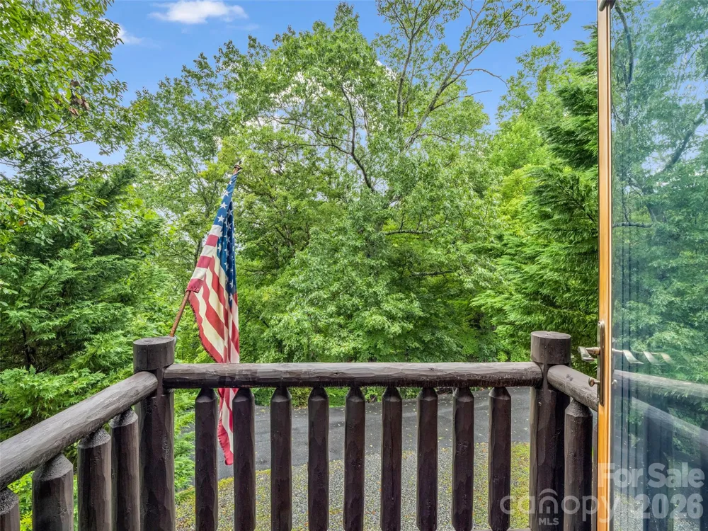 105 Sunset Cove Road Lake Lure, NC 28746