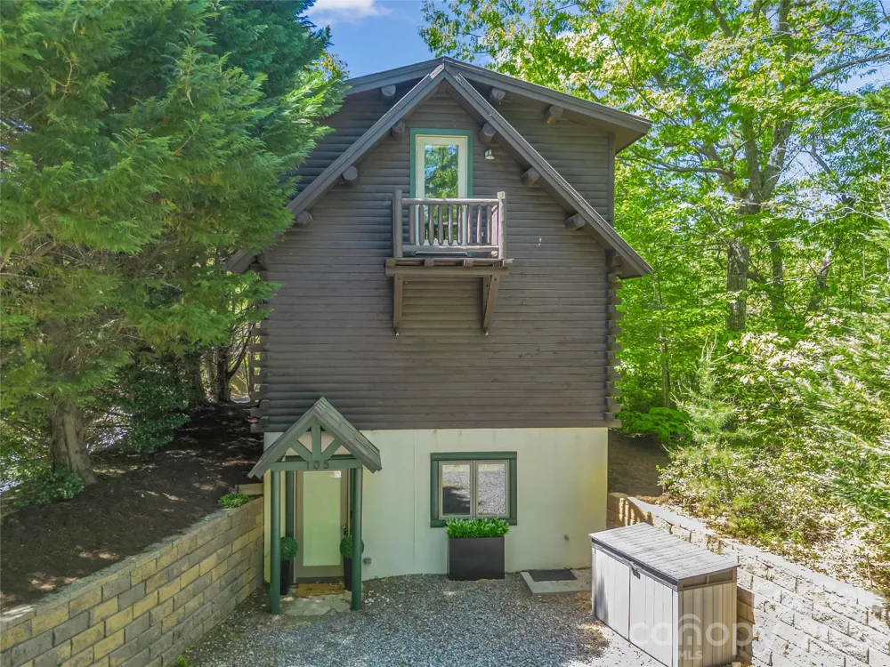 105 Sunset Cove Road Lake Lure, NC 28746