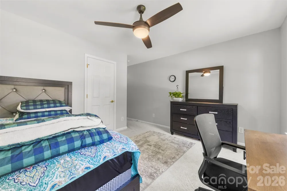 5302 Fairgrove Lane Harrisburg, NC 28075