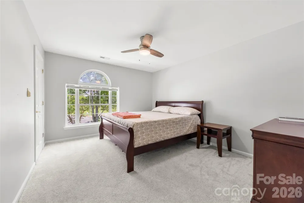 5302 Fairgrove Lane Harrisburg, NC 28075