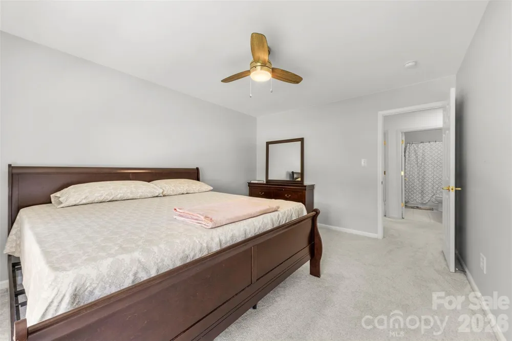 5302 Fairgrove Lane Harrisburg, NC 28075