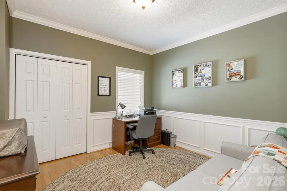 2115 Cumming Woods Court Hendersonville, NC 28739
