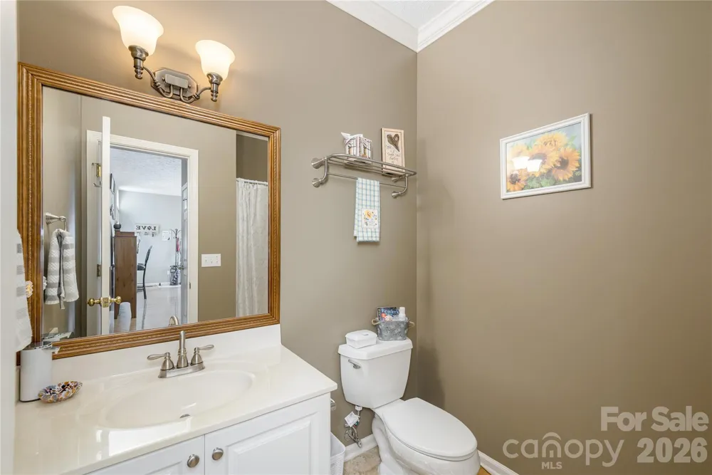 2115 Cumming Woods Court Hendersonville, NC 28739
