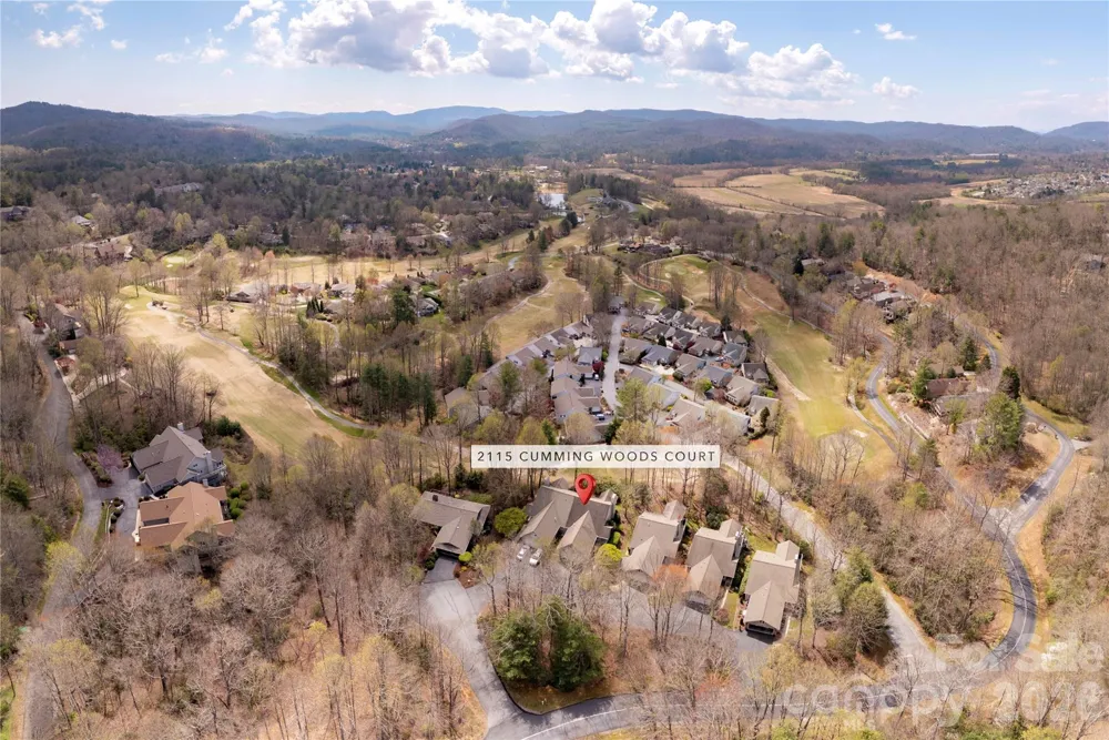 2115 Cumming Woods Court Hendersonville, NC 28739