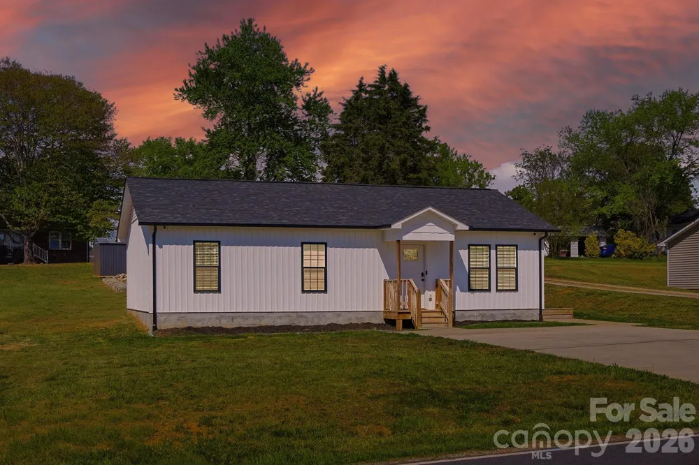 177 Duke Street Granite Falls, NC 28630