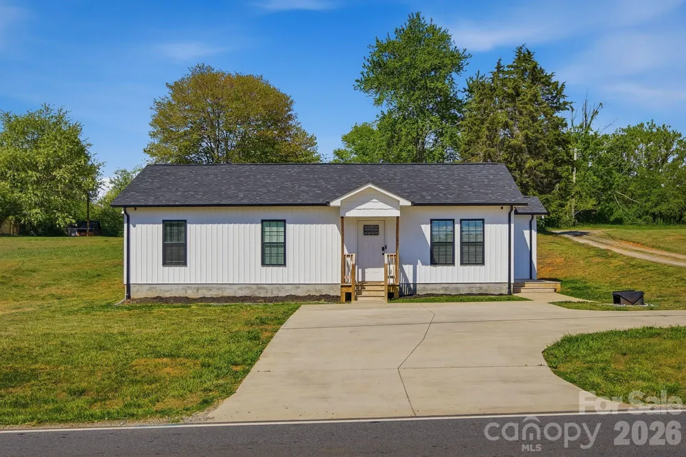 177 Duke Street Granite Falls, NC 28630