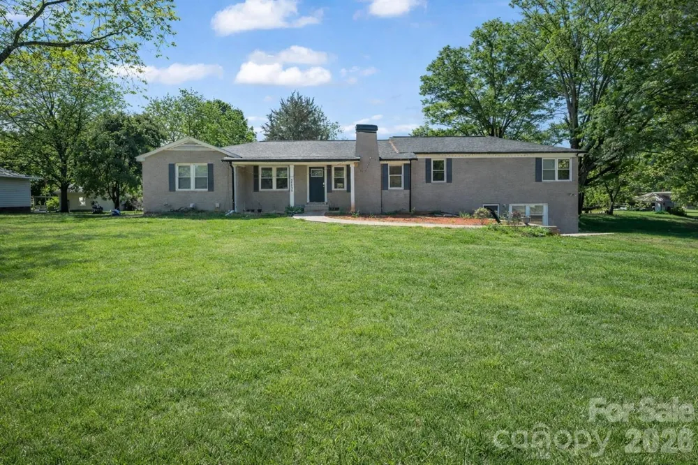 34438 Springdale Drive New London, NC 28127
