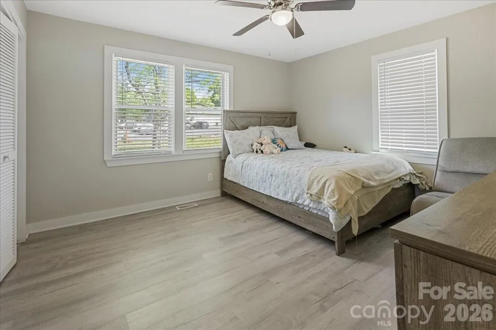 34438 Springdale Drive New London, NC 28127