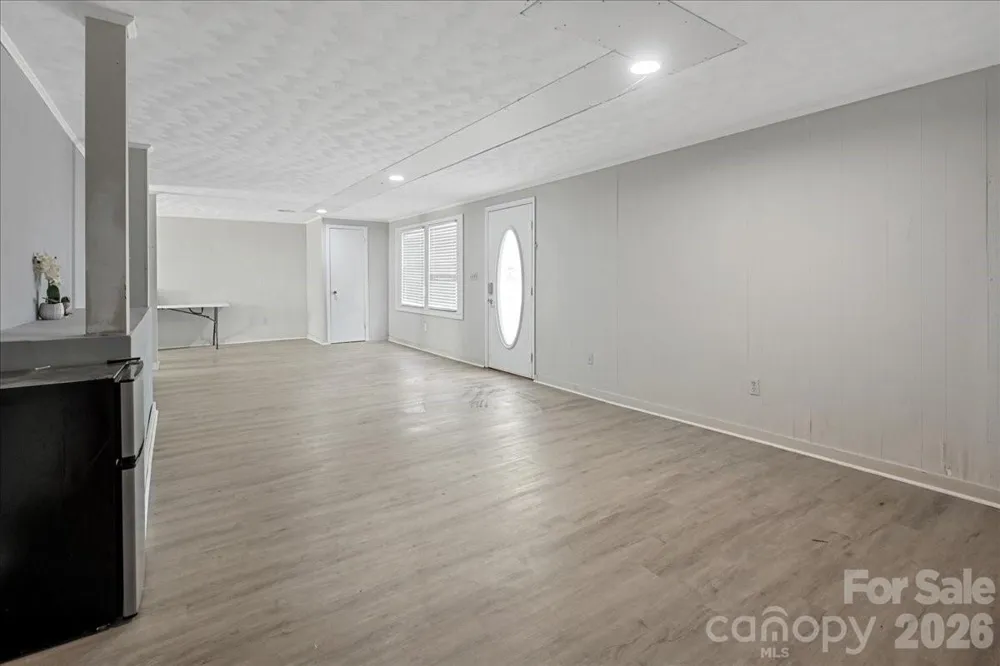34438 Springdale Drive New London, NC 28127