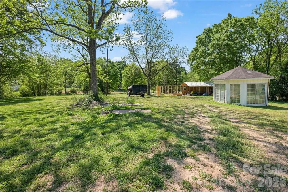 34438 Springdale Drive New London, NC 28127
