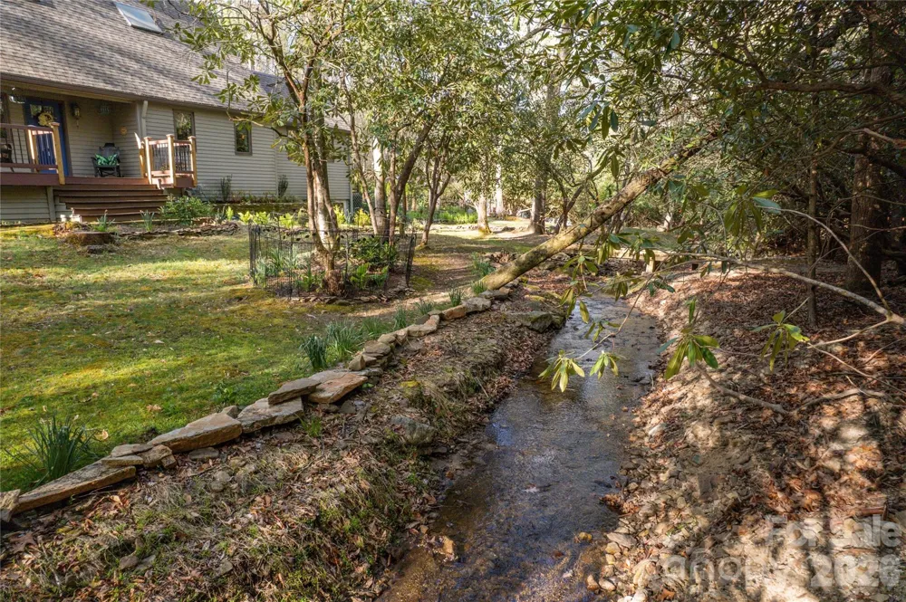 70 Aberdeen Lane Pisgah Forest, NC 28768