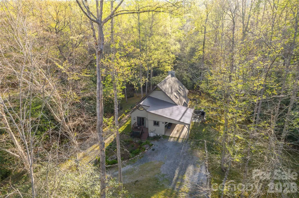 70 Aberdeen Lane Pisgah Forest, NC 28768