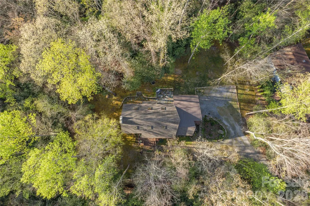 70 Aberdeen Lane Pisgah Forest, NC 28768