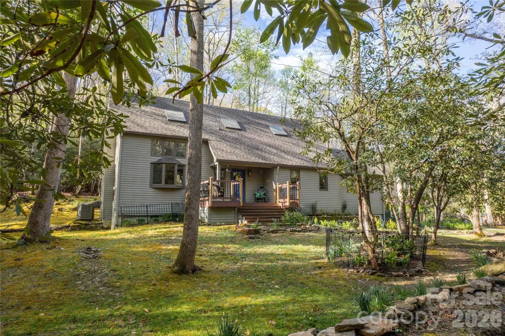 70 Aberdeen Lane Pisgah Forest, NC 28768