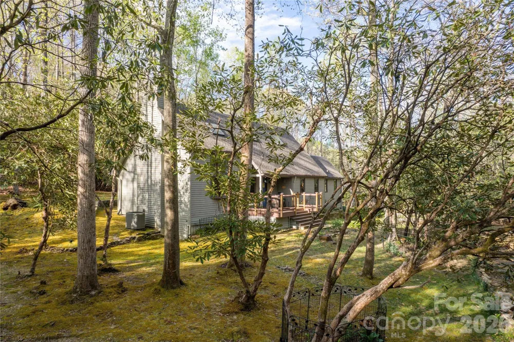 70 Aberdeen Lane Pisgah Forest, NC 28768