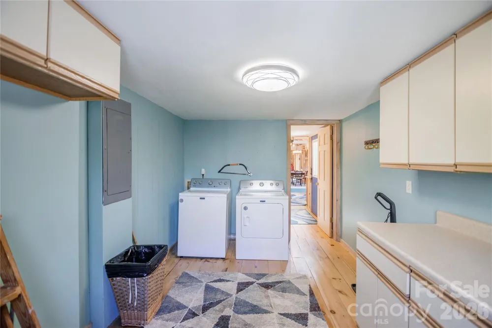70 Aberdeen Lane Pisgah Forest, NC 28768