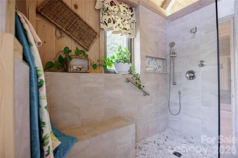 70 Aberdeen Lane Pisgah Forest, NC 28768