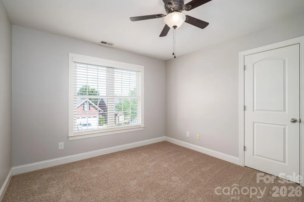 4012 Saint Andrews Court Cramerton, NC 28032