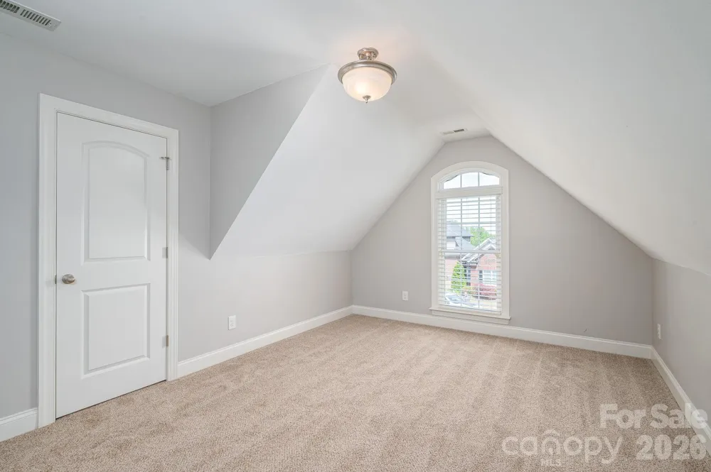 4012 Saint Andrews Court Cramerton, NC 28032