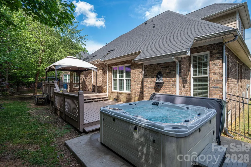 4012 Saint Andrews Court Cramerton, NC 28032