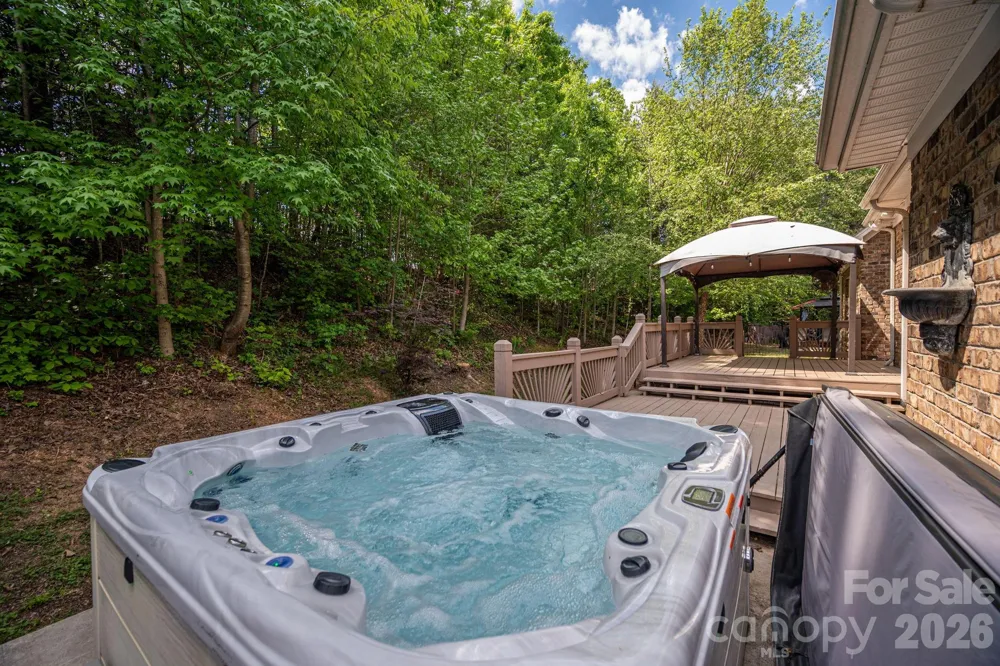 4012 Saint Andrews Court Cramerton, NC 28032