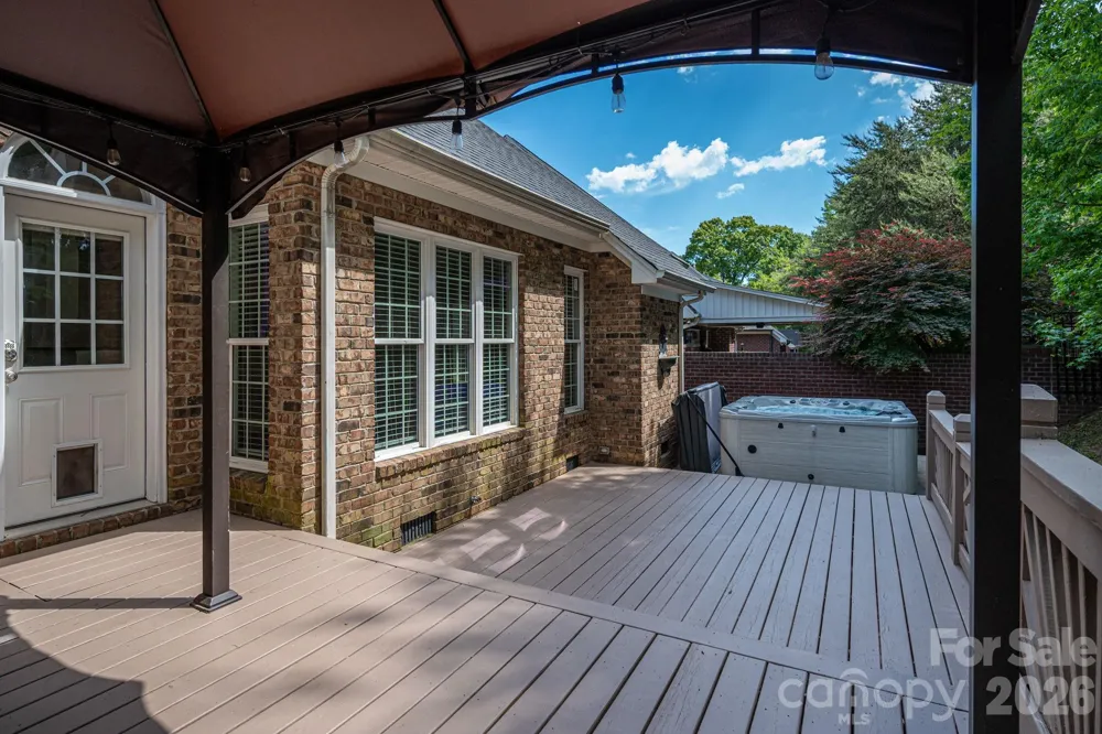 4012 Saint Andrews Court Cramerton, NC 28032