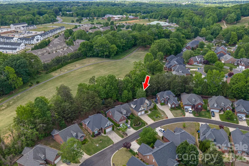 4012 Saint Andrews Court Cramerton, NC 28032