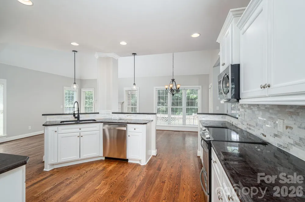 4012 Saint Andrews Court Cramerton, NC 28032